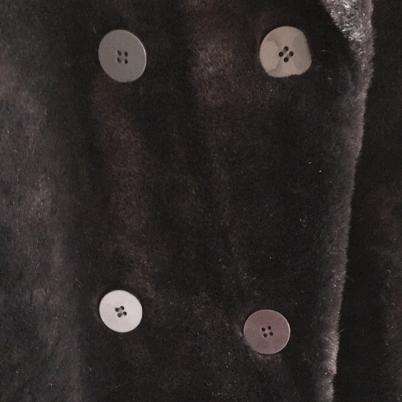 NWT faux fur black coat with belt size small - Picture 4 of 7